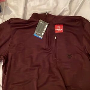 Ariat tek size meduim color burgundy